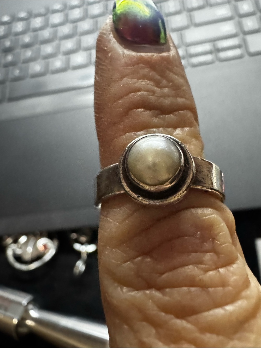Vintage Classic Sterling Silver Pearl Cabochon Ring - White Pearl